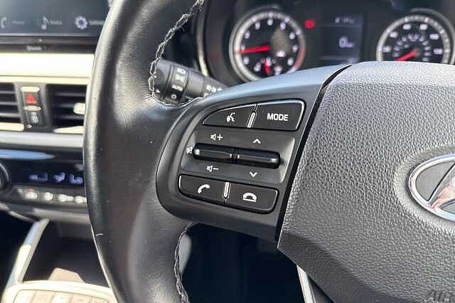 Hyundai i10 1.2 MPi Premium 5dr