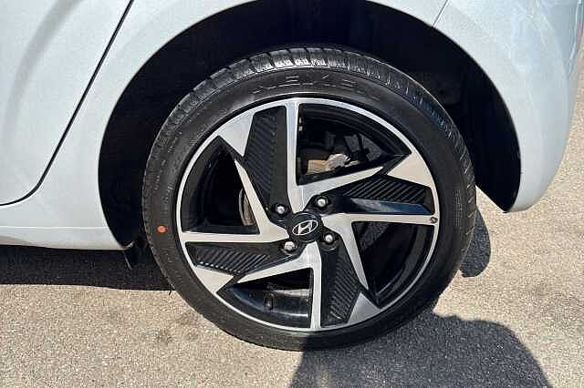 Hyundai i10 1.2 MPi Premium 5dr