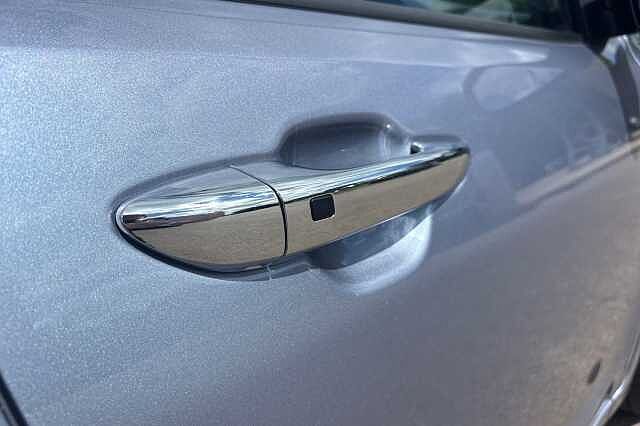 Hyundai i10 1.0 MPi Premium 5dr