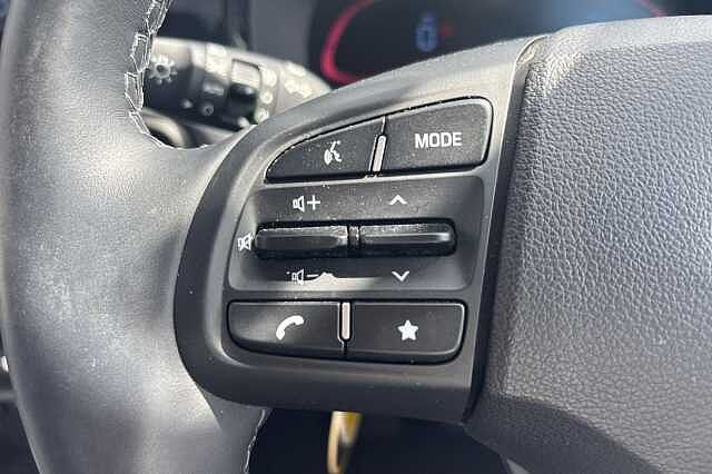 Hyundai i10 1.0 MPi Premium 5dr