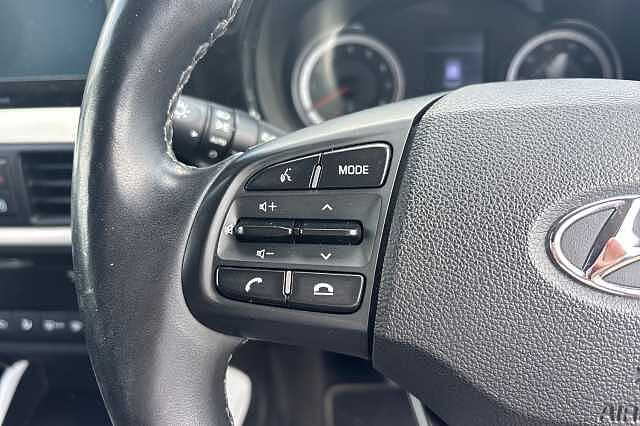 Hyundai i10 1.0 MPi Premium 5dr Auto
