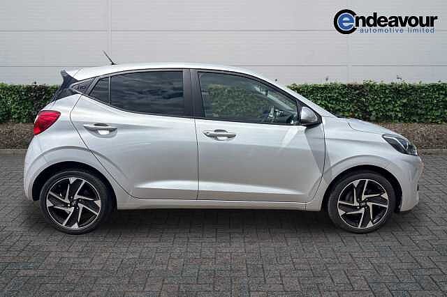 Hyundai i10 1.0 MPi Premium 5dr Auto
