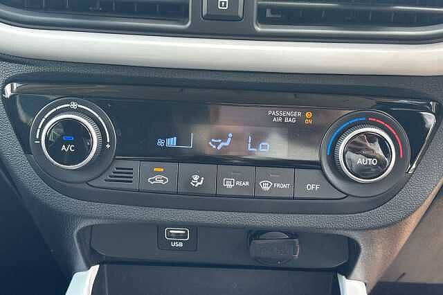Hyundai i10 1.0 MPi Premium 5dr Auto