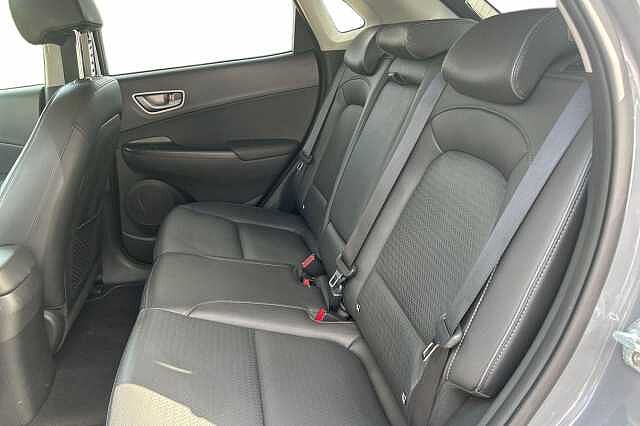 Hyundai KONA 150kW Premium SE 64kWh 5dr Auto