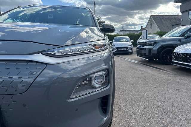 Hyundai KONA 150kW Premium SE 64kWh 5dr Auto