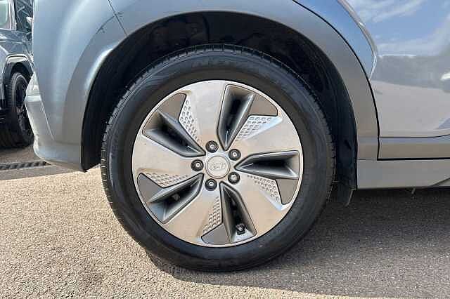 Hyundai KONA 150kW Premium SE 64kWh 5dr Auto