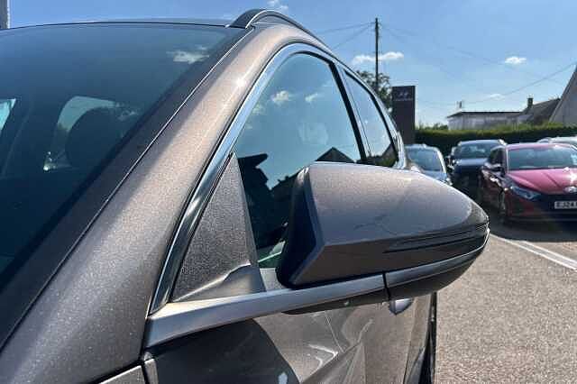 Hyundai TUCSON 1.6 TGDi Hybrid 230 Premium 5dr 2WD Auto