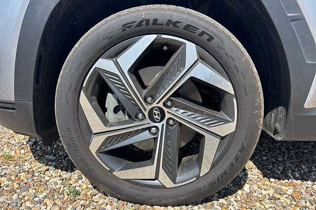Hyundai TUCSON 1.6 TGDi Plug-in Hybrid Premium 5dr 4WD Auto