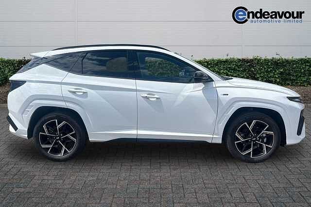 Hyundai TUCSON 1.6T 239 Hybrid N Line Edition 5dr Auto White