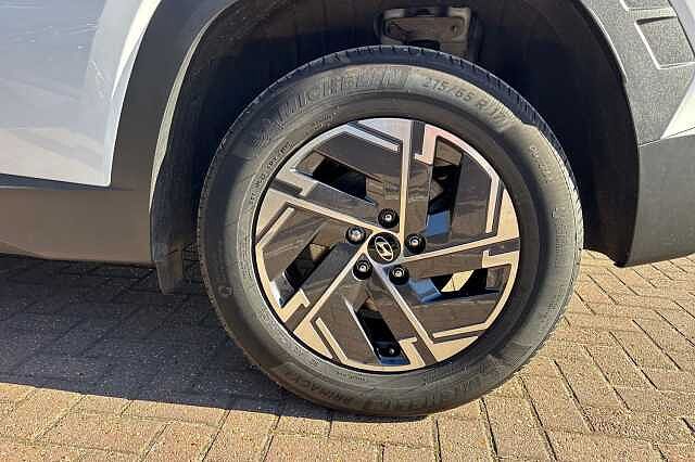 Hyundai TUCSON 1.6T 239 Hybrid Advance 5dr Auto White