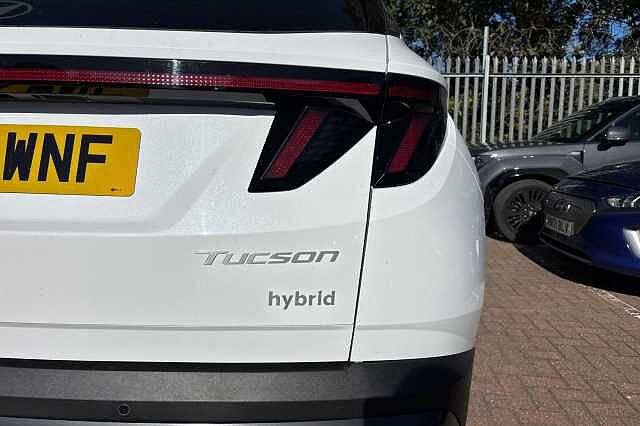 Hyundai TUCSON 1.6T 239 Hybrid Advance 5dr Auto White