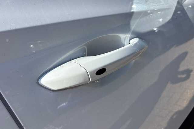 Hyundai TUCSON 1.6T 239 Hybrid Advance 5dr Auto White