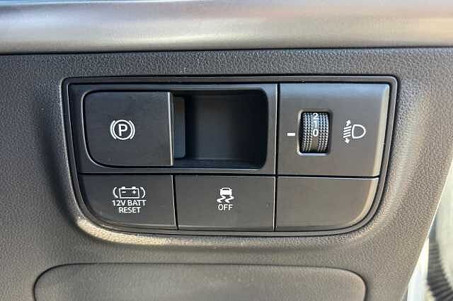 Hyundai TUCSON 1.6T 239 Hybrid Advance 5dr Auto White