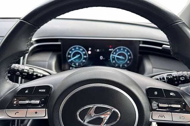 Hyundai TUCSON 1.6 TGDi 48V MHD SE Connect 5dr 2WD DCT Red
