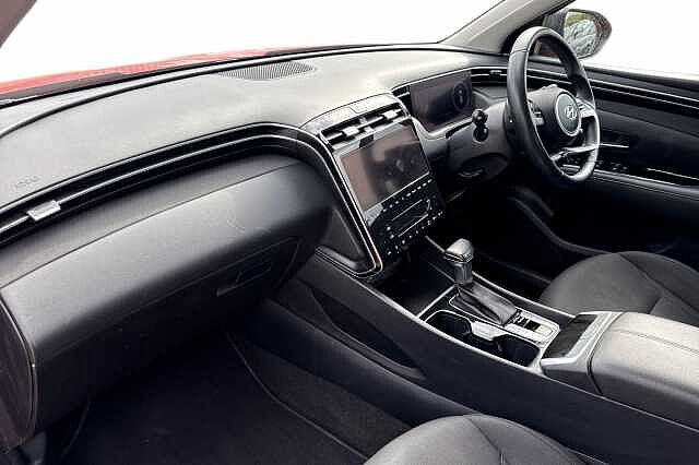 Hyundai TUCSON 1.6 TGDi 48V MHD SE Connect 5dr 2WD DCT Red