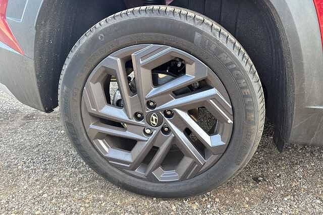 Hyundai TUCSON 1.6T 239 Hybrid Black Line 5dr Auto Red
