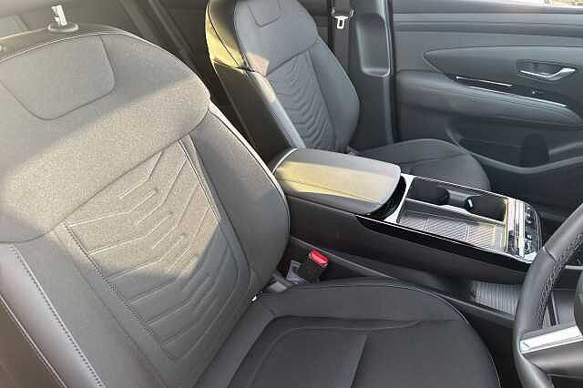 Hyundai TUCSON 1.6T 239 Hybrid Black Line 5dr Auto Red