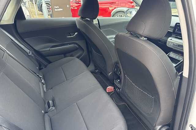 Hyundai KONA 160kW Advance 65kWh 5dr Auto White