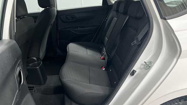Hyundai I20 1.0 T-GDi MHEV SE Connect Hatchback 5dr Petrol Hybrid Manual Euro 6 (s/s) (100 p White