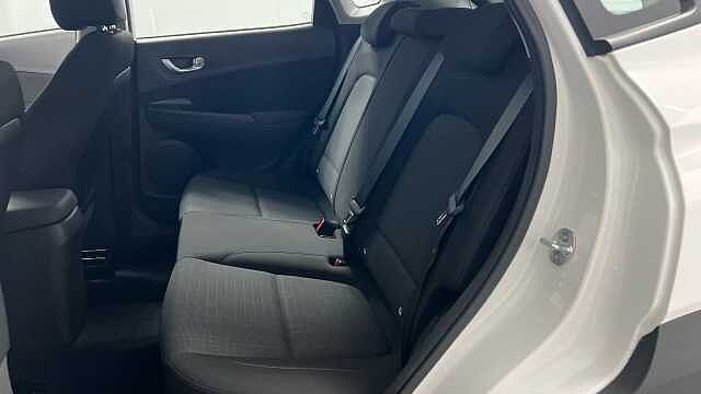 Hyundai KONA 1.0 T-GDi MHEV SE Connect SUV 5dr Petrol Hybrid Manual Euro 6 (s/s) (120 ps)