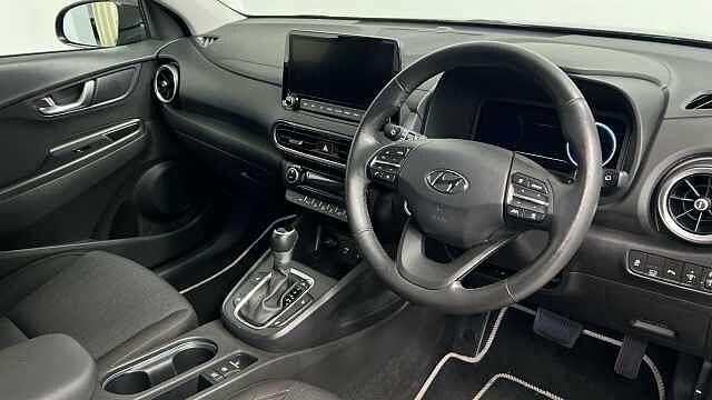 Hyundai KONA 1.6 h-GDi Premium SUV 5dr Petrol Hybrid DCT Euro 6 (s/s) (141 ps) Black