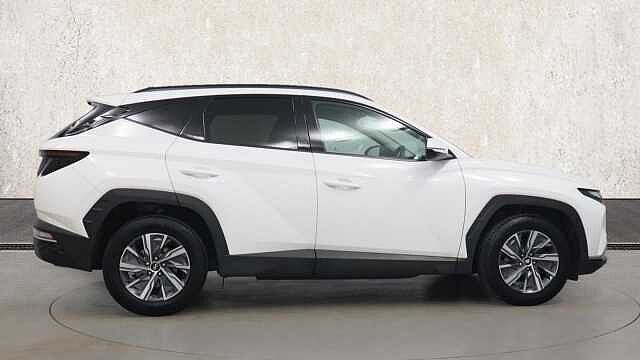 Hyundai TUCSON 1.6 T-GDi SE Connect SUV 5dr Petrol Manual Euro 6 (s/s) (150 ps) White