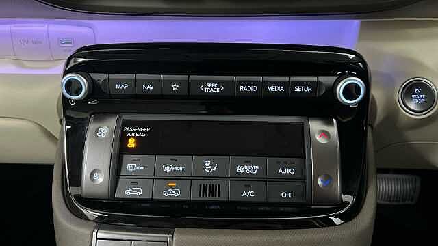 Hyundai INSTER Long Range 49kWh 02 SUV 5dr Electric Auto (115 ps) Beige