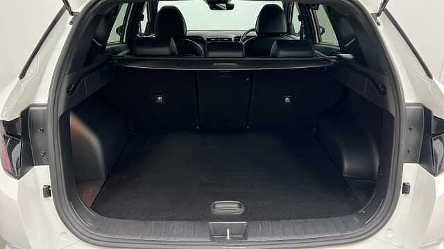 Hyundai TUCSON 1.6 h T-GDi N Line SUV 5dr Petrol Hybrid Auto Euro 6 (s/s) (230 ps) Atlas White