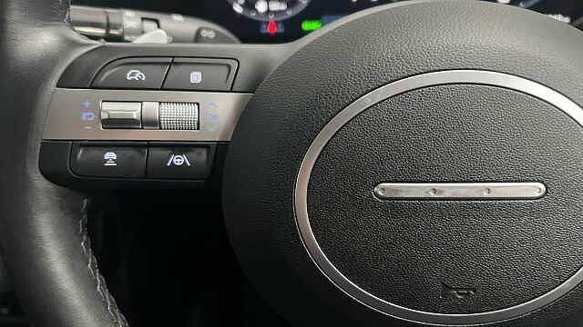 Hyundai TUCSON 1.6 T-GDi Premium SUV 5dr Petrol Hybrid Auto Euro 6 (s/s) (215 ps)