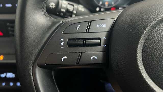 Hyundai BAYON 1.0 T-GDi MHEV Premium SUV 5dr Petrol Hybrid DCT Euro 6 (s/s) (100 ps)