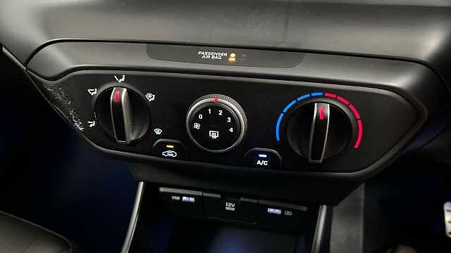 Hyundai BAYON 1.0 T-GDi MHEV SE Connect SUV 5dr Petrol Hybrid DCT Euro 6 (s/s) (100 ps)