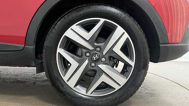 Hyundai BAYON 1.0 T-GDi MHEV Ultimate SUV 5dr Petrol Hybrid Manual Euro 6 (s/s) (100 ps)