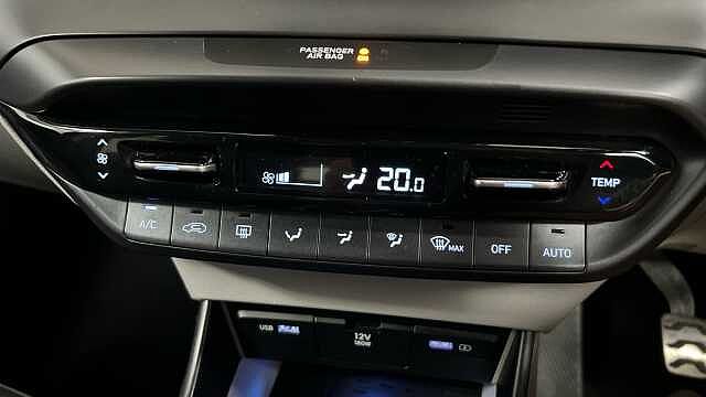 Hyundai BAYON 1.0 T-GDi MHEV Ultimate SUV 5dr Petrol Hybrid Manual Euro 6 (s/s) (100 ps)