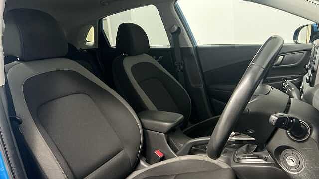 Hyundai KONA 1.0 T-GDi Play SUV 5dr Petrol Manual Euro 6 (s/s) (120 ps)