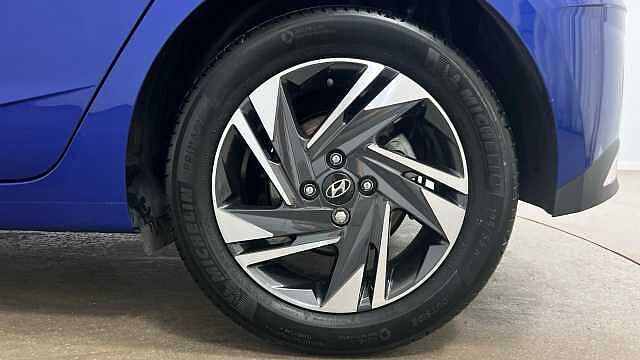 Hyundai I20 1.0 T-GDi MHEV SE Connect Hatchback 5dr Petrol Hybrid Manual Euro 6 (s/s) (100 p Intense Blue