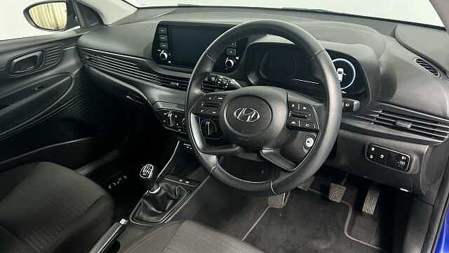 Hyundai I20 1.0 T-GDi MHEV SE Connect Hatchback 5dr Petrol Hybrid Manual Euro 6 (s/s) (100 p Intense Blue