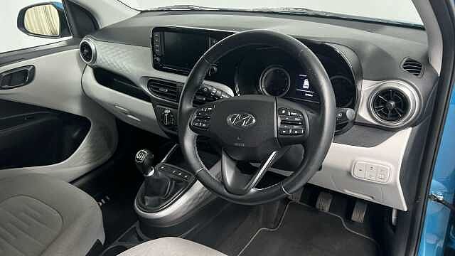 Hyundai i10 1.0 Premium Hatchback 5dr Petrol Manual Euro 6 (s/s) (67 ps)