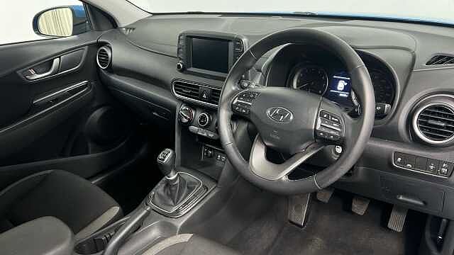 Hyundai KONA 1.0 T-GDi Play SUV 5dr Petrol Manual Euro 6 (s/s) (120 ps) Blue