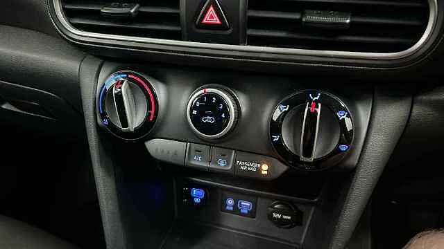 Hyundai KONA 1.0 T-GDi Play SUV 5dr Petrol Manual Euro 6 (s/s) (120 ps) Blue