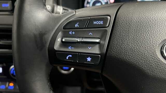 Hyundai KONA 1.6 h-GDi Premium SUV 5dr Petrol Hybrid DCT Euro 6 (s/s) (141 ps) Grey