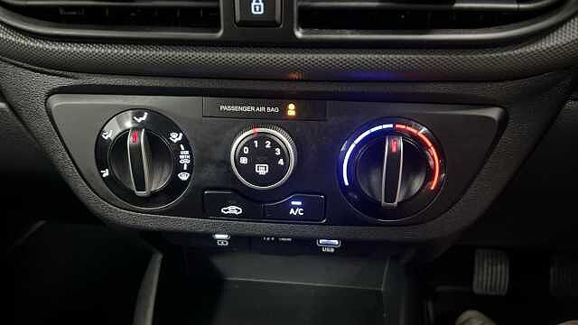 Hyundai i10 1.0 Advance Hatchback 5dr Petrol Manual Euro 6 (s/s) (67 ps)