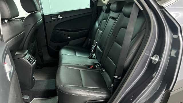 Hyundai TUCSON 1.6 T-GDi Premium SUV 5dr Petrol Manual Euro 6 (s/s) (177 ps)