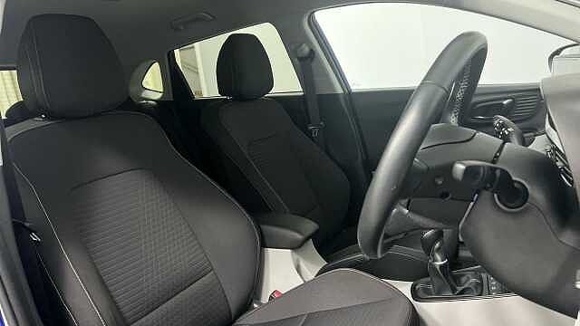 Hyundai i20 1.0 T-GDi Tech Line Hatchback 5dr Petrol DCT Euro 6 (s/s) (90 ps)