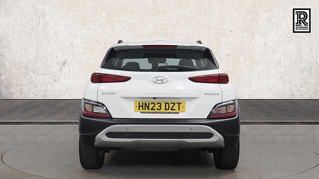 Hyundai KONA 1.0 T-GDi MHEV SE Connect SUV 5dr Petrol Hybrid Manual Euro 6 (s/s) (120 ps) Atlas White