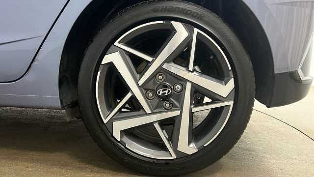 Hyundai i20 1.0 T-GDi Premium Hatchback 5dr Petrol DCT Euro 6 (s/s) (100 ps)
