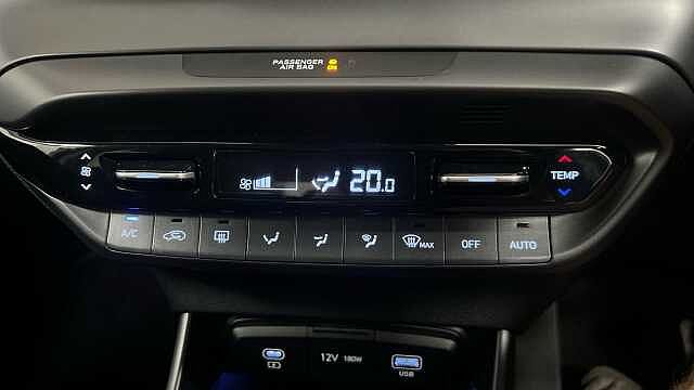 Hyundai i20 1.0 T-GDi Premium Hatchback 5dr Petrol DCT Euro 6 (s/s) (100 ps)