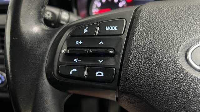 Hyundai i10 1.0 SE Connect Hatchback 5dr Petrol Manual Euro 6 (s/s) (67 ps)