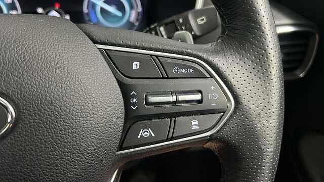 Hyundai Santa Fe 1.6 T-GDi 13.8kWh Ultimate SUV 5dr Petrol Plug-in Hybrid Auto 4WD Euro 6 (s/s) (