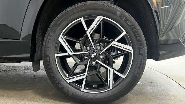 Hyundai TUCSON 1.6T N Line SUV 5dr Petrol Hybrid Auto Euro 6 (s/s) (239 ps) BLACK