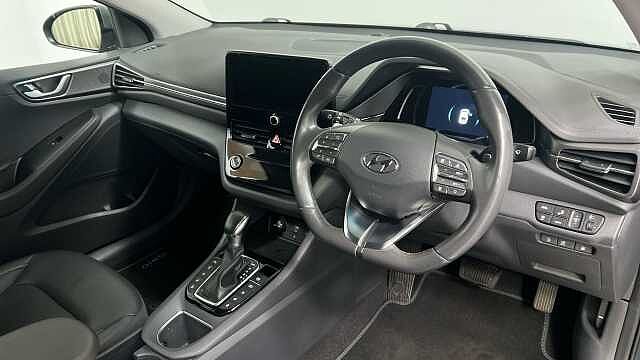 Hyundai IONIQ 1.6 h-GDi 8.9kWh Premium SE Hatchback 5dr Petrol Plug-in Hybrid DCT Euro 6 (s/s) Grey